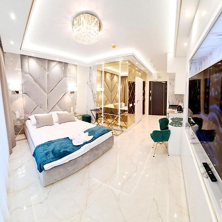 Adonis Beach ชวีโนวิชแจ ภายนอก รูปภาพ