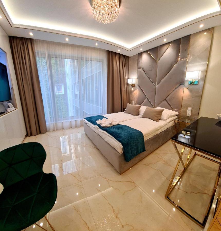 Adonis Beach ชวีโนวิชแจ ภายนอก รูปภาพ