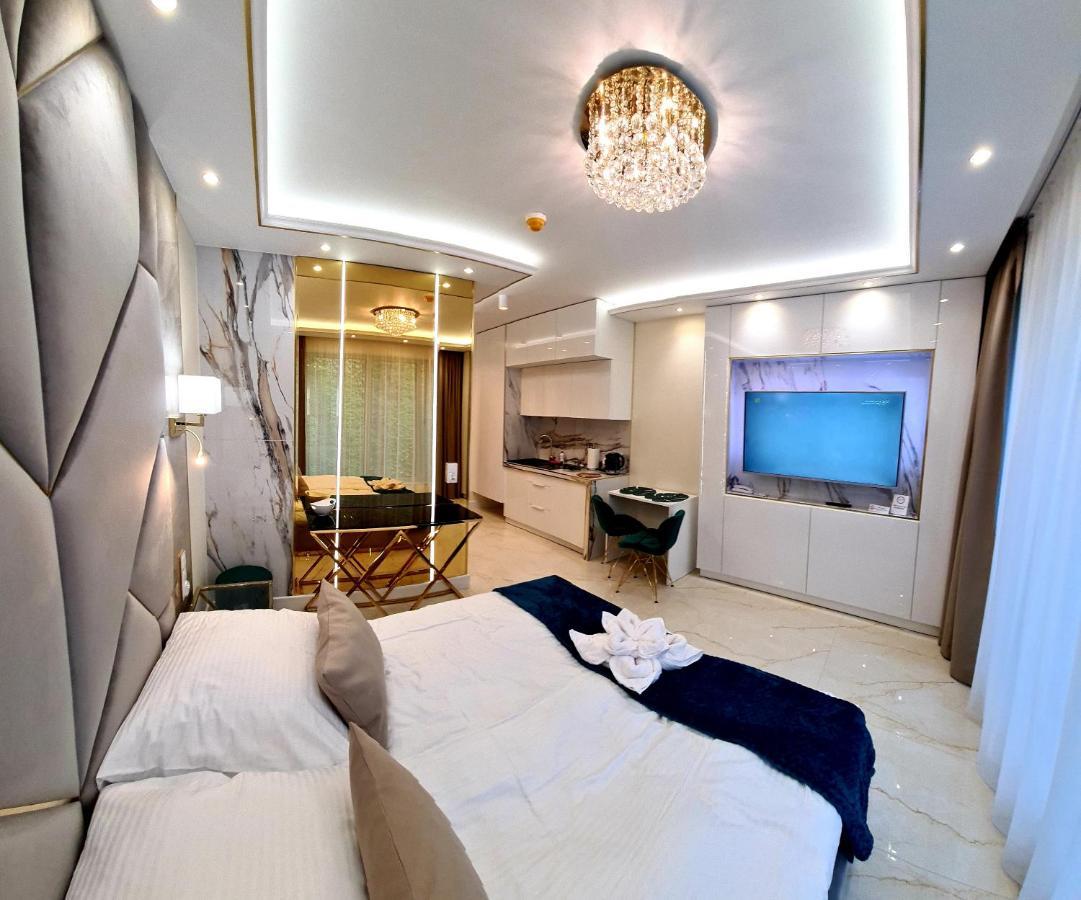 Adonis Beach ชวีโนวิชแจ ภายนอก รูปภาพ