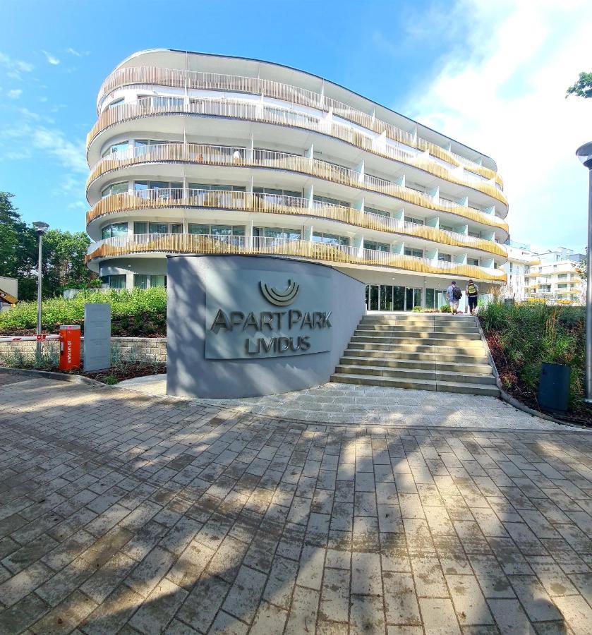 Adonis Beach ชวีโนวิชแจ ภายนอก รูปภาพ