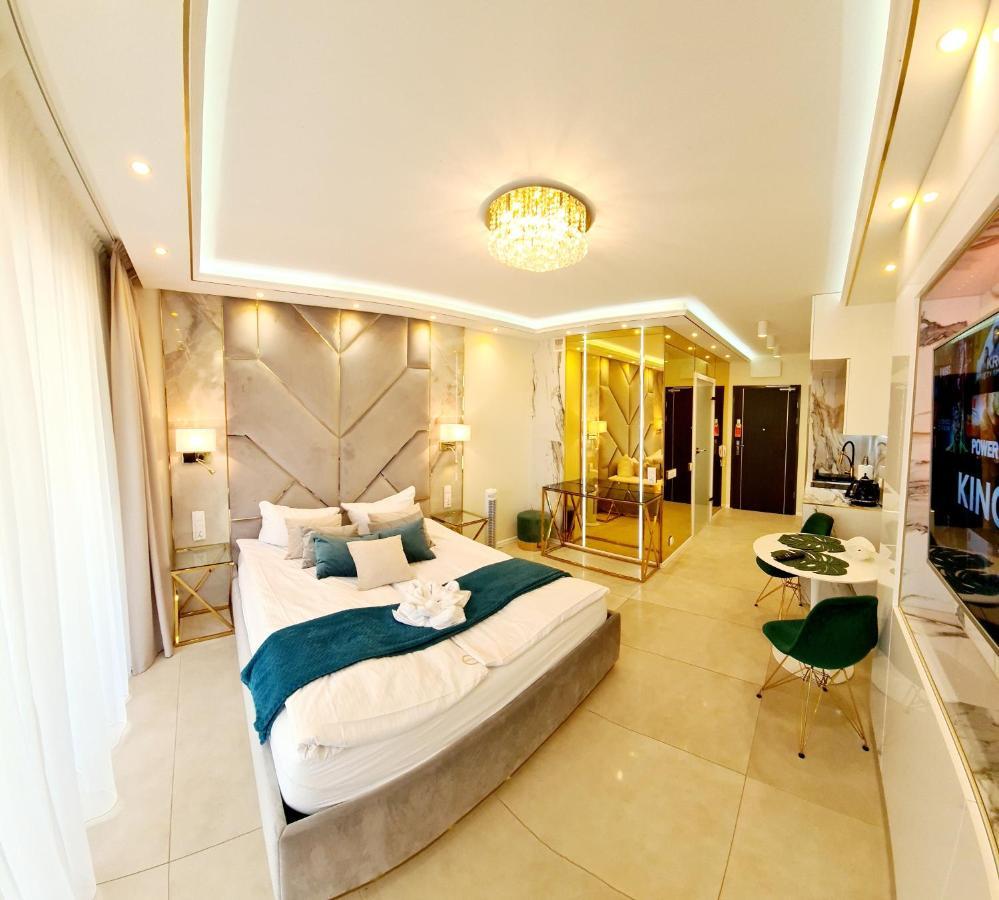 Adonis Beach ชวีโนวิชแจ ภายนอก รูปภาพ